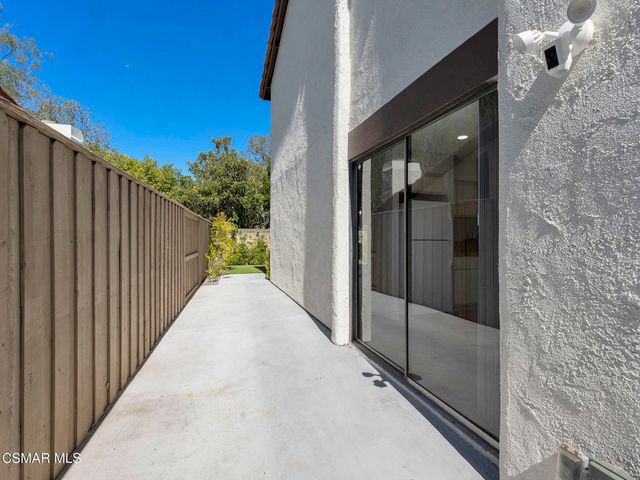 833 Shadow Lake Drive, Thousand Oaks, CA 91360