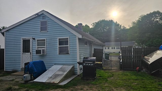 21 Eagle Street, Ware, MA 01082