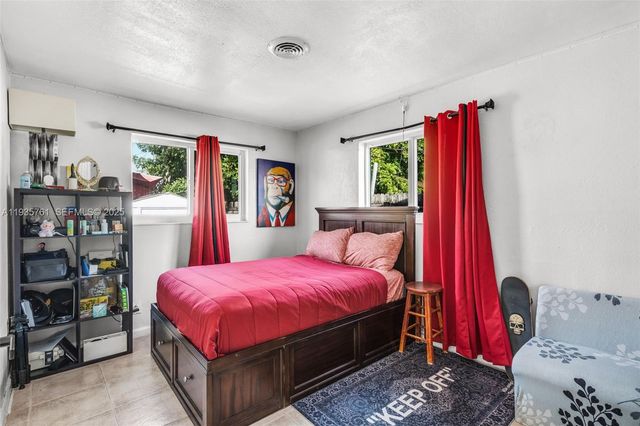 6841 NW 7th Ct, Margate, FL 33063