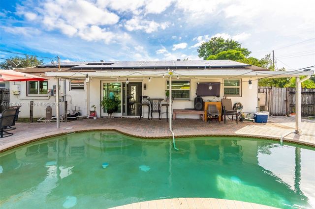 6841 NW 7th Ct, Margate, FL 33063