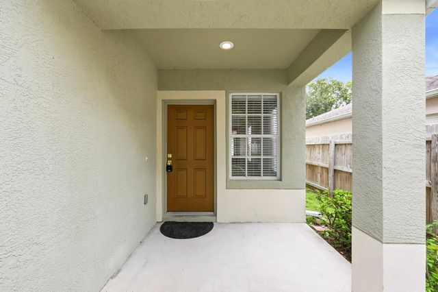 1717 MOSAIC FOREST DRIVE, Seffner, FL 33584