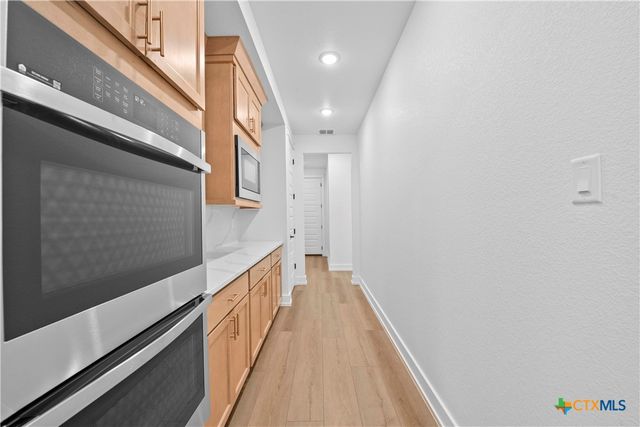 6793 Kings Mill Drive, Salado, TX 76571