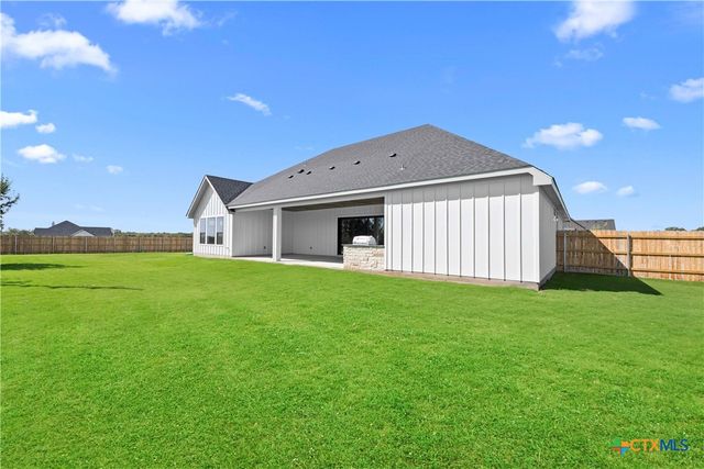 6793 Kings Mill Drive, Salado, TX 76571