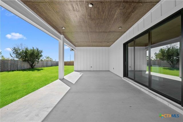 6793 Kings Mill Drive, Salado, TX 76571