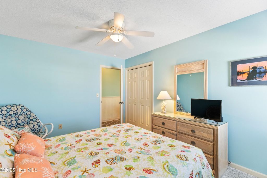 Image 24 of property listing at 1008 Canal Drive Apt 2a, Carolina Beach, NC 28428