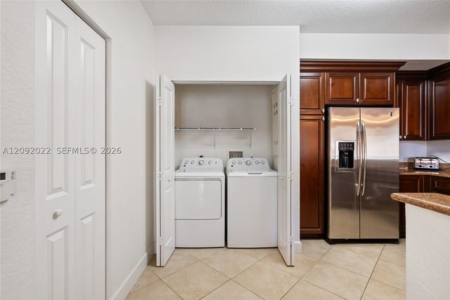 2 Renaissance Way 305, Boynton Beach, FL 33426