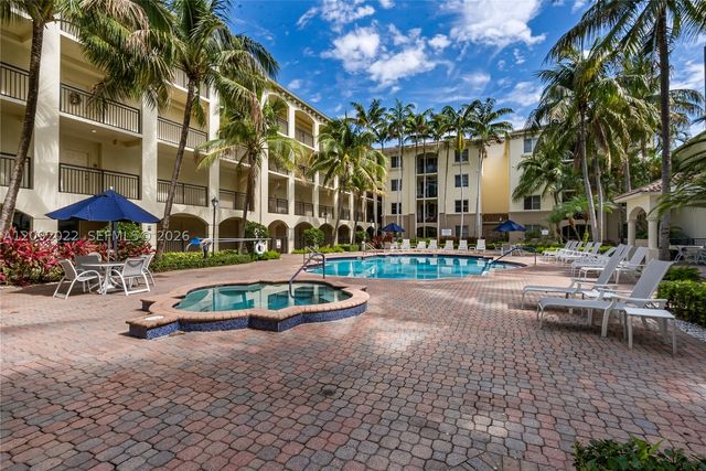 2 Renaissance Way 305, Boynton Beach, FL 33426