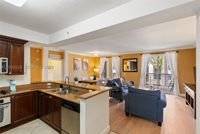 2 Renaissance Way 305, Boynton Beach, FL 33426
