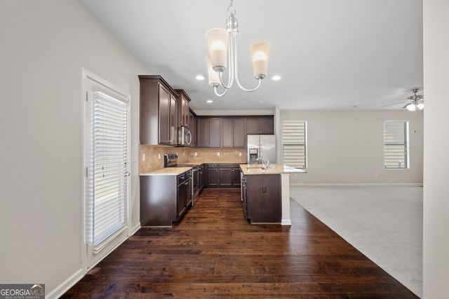 1615 Potomac Court, College Park, GA 30349