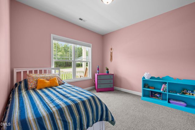 124 Shagbark Lane, Zebulon, NC 27597