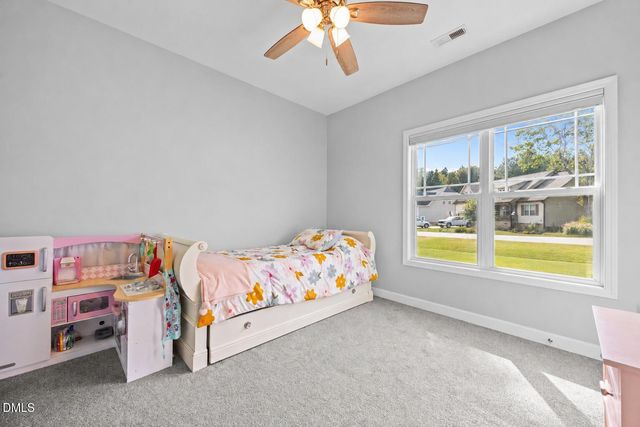 124 Shagbark Lane, Zebulon, NC 27597