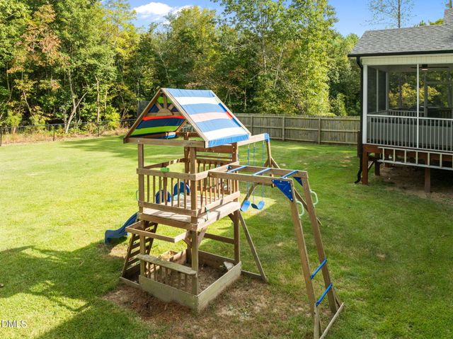 124 Shagbark Lane, Zebulon, NC 27597