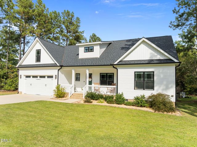 124 Shagbark Lane, Zebulon, NC 27597
