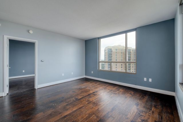 300 Bowie ST 1305, Austin, TX 78703