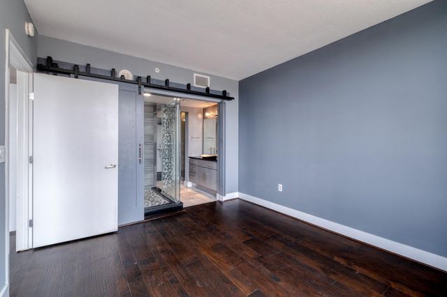 300 Bowie ST 1305, Austin, TX 78703