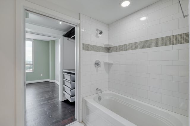300 Bowie ST 1305, Austin, TX 78703