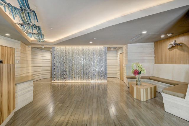 300 Bowie ST 1305, Austin, TX 78703