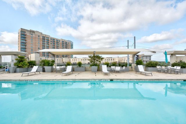 300 Bowie ST 1305, Austin, TX 78703