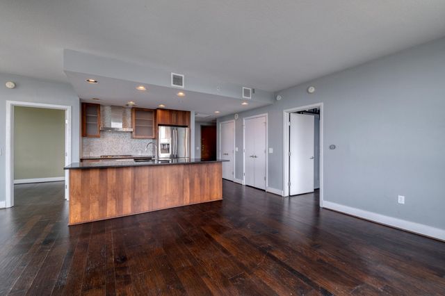 300 Bowie ST 1305, Austin, TX 78703