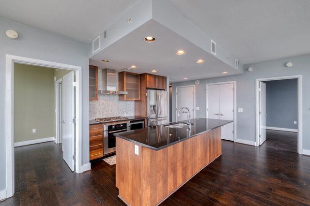 300 Bowie ST 1305, Austin, TX 78703