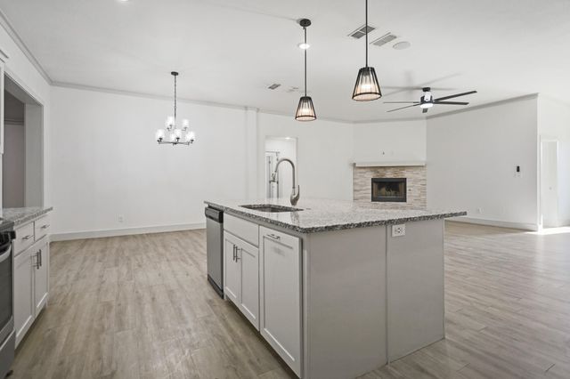 1305 Dover Lane, Wolfforth, TX 79382