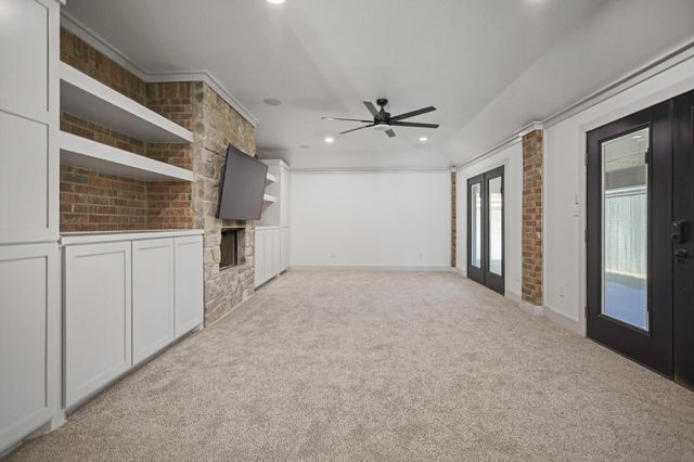1305 Dover Lane, Wolfforth, TX 79382