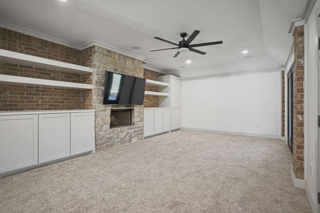 1305 Dover Lane, Wolfforth, TX 79382