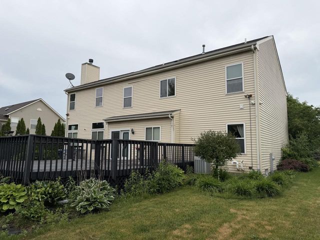 11039 W Fairlane AVENUE, Milwaukee, WI 53224