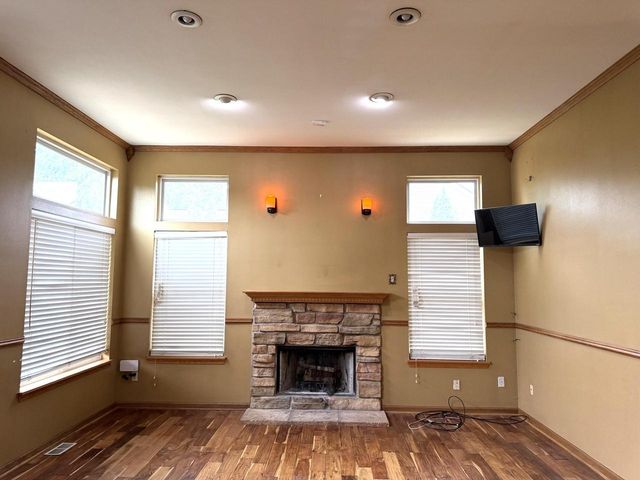 11039 W Fairlane AVENUE, Milwaukee, WI 53224