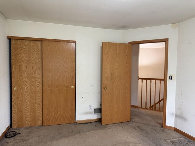 11039 W Fairlane AVENUE, Milwaukee, WI 53224