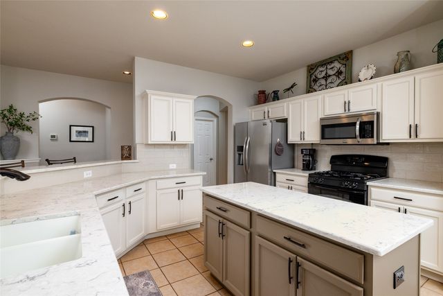 3957 Ringdove Way, Fort Worth, TX 76262