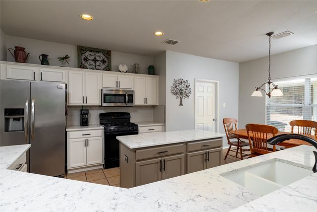 3957 Ringdove Way, Fort Worth, TX 76262