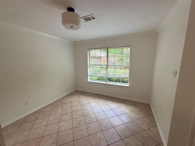 855 County Road 2267, Cleveland, TX 77327