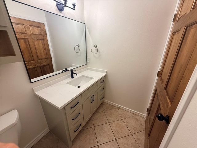 855 County Road 2267, Cleveland, TX 77327