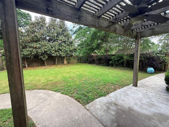 855 County Road 2267, Cleveland, TX 77327