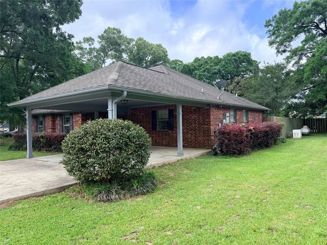 855 County Road 2267, Cleveland, TX 77327