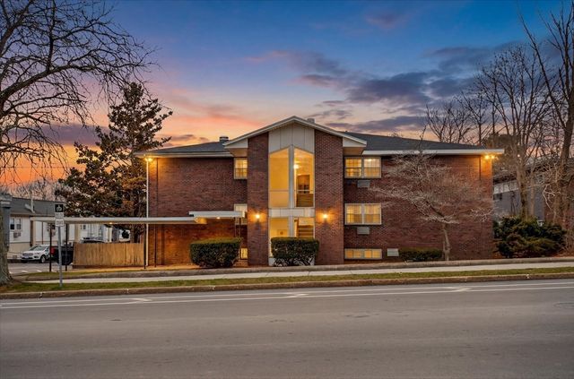 881 Main St 9, Walpole, MA 02081