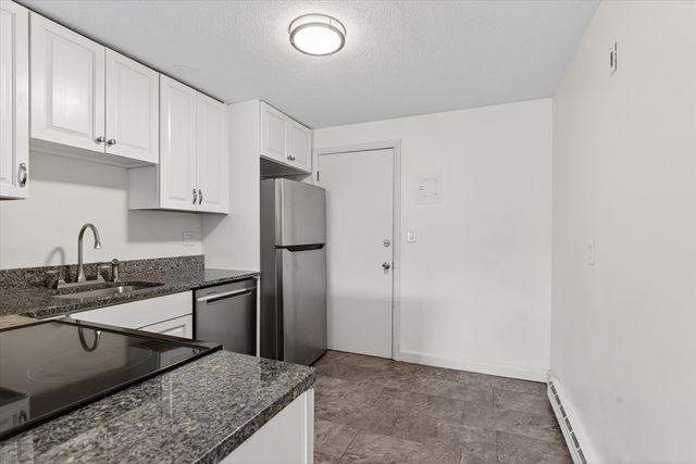 881 Main St 9, Walpole, MA 02081