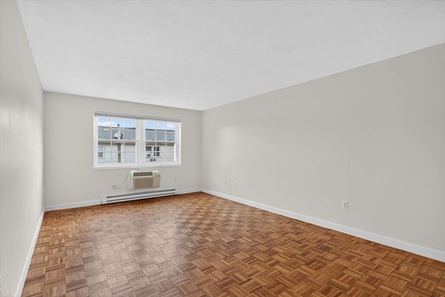 881 Main St 9, Walpole, MA 02081