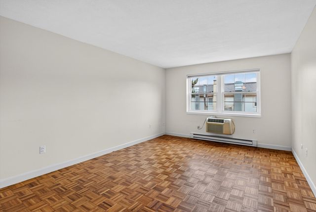 881 Main St 9, Walpole, MA 02081