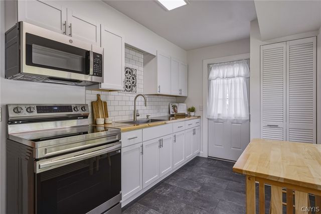 4753 West Seneca Turnpike, Onondaga, NY 13215
