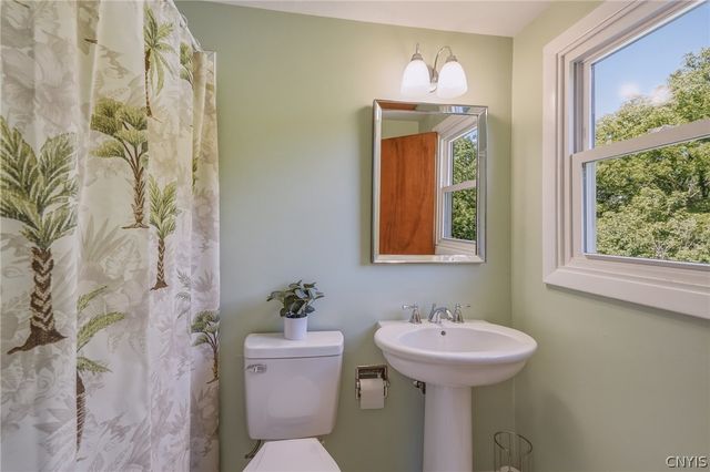 4753 West Seneca Turnpike, Onondaga, NY 13215