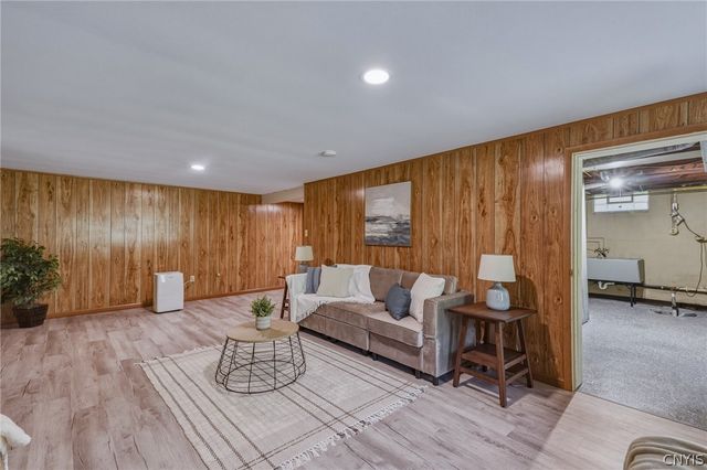 4753 West Seneca Turnpike, Onondaga, NY 13215