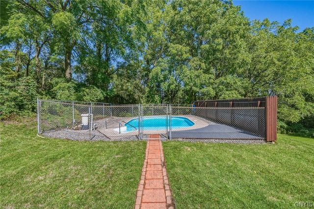 4753 West Seneca Turnpike, Onondaga, NY 13215