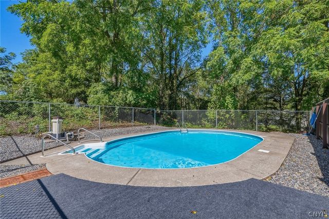 4753 West Seneca Turnpike, Onondaga, NY 13215