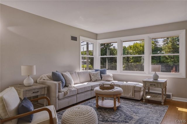 4753 West Seneca Turnpike, Onondaga, NY 13215