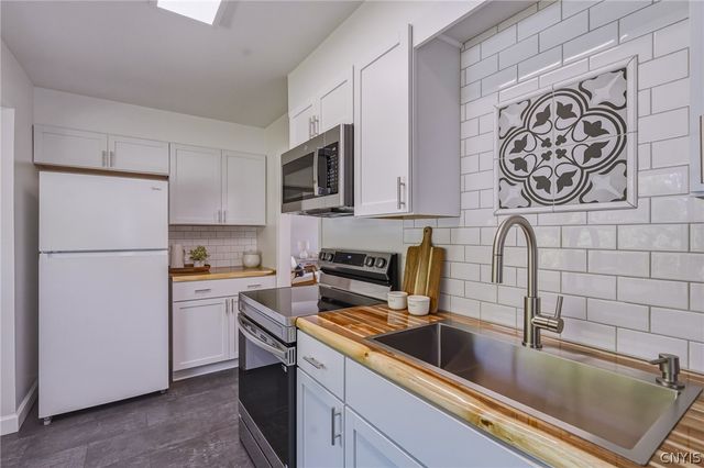 4753 West Seneca Turnpike, Onondaga, NY 13215