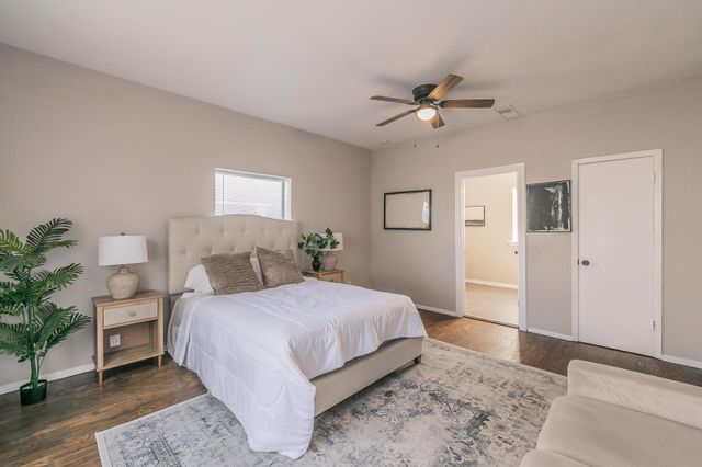 405 S Brazos Street, Weatherford, TX 76086