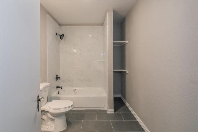 405 S Brazos Street, Weatherford, TX 76086