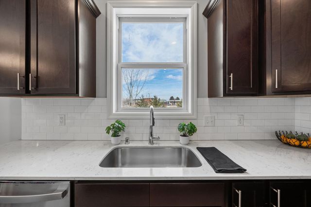 18504 70th Avenue N, Maple Grove, MN 55311